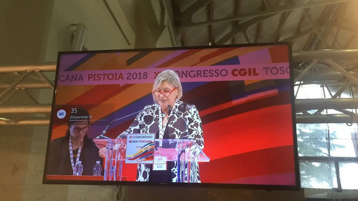 Dalida Angelini sul palco di Pistoia (da Cgil Toscana su twitter)