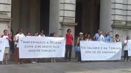 L\\'Oreal Torino: sciopero e presidio contro la chiusura (foto da facebook Cgil Torino)