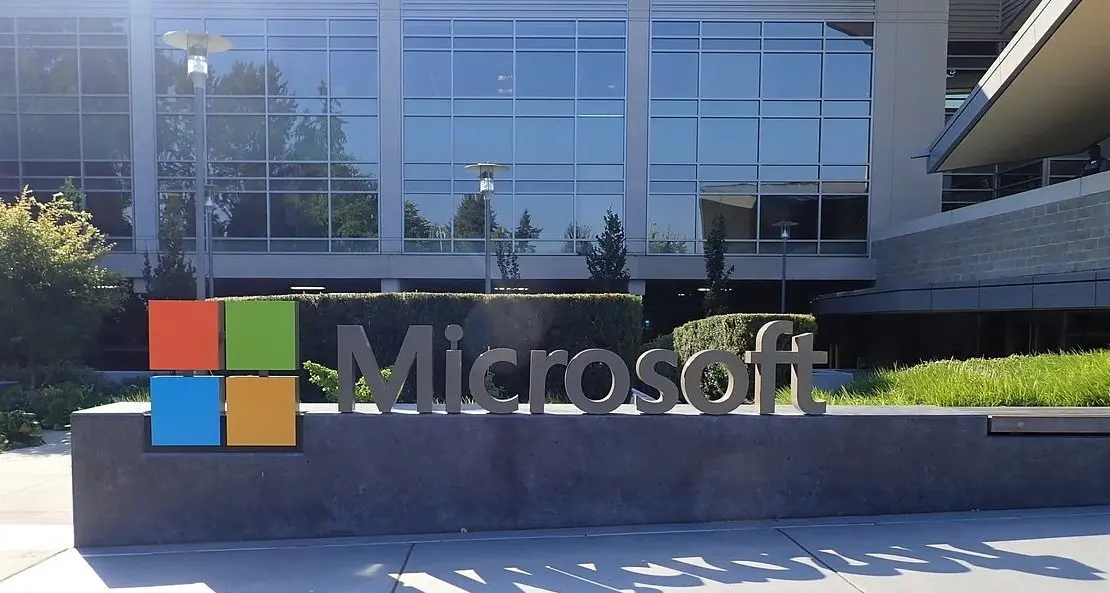 Big tech, anche Microsoft licenzia