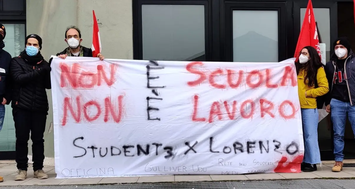 Pesaro Urbino, sindacati e studenti contro l'alternanza scuola lavoro
