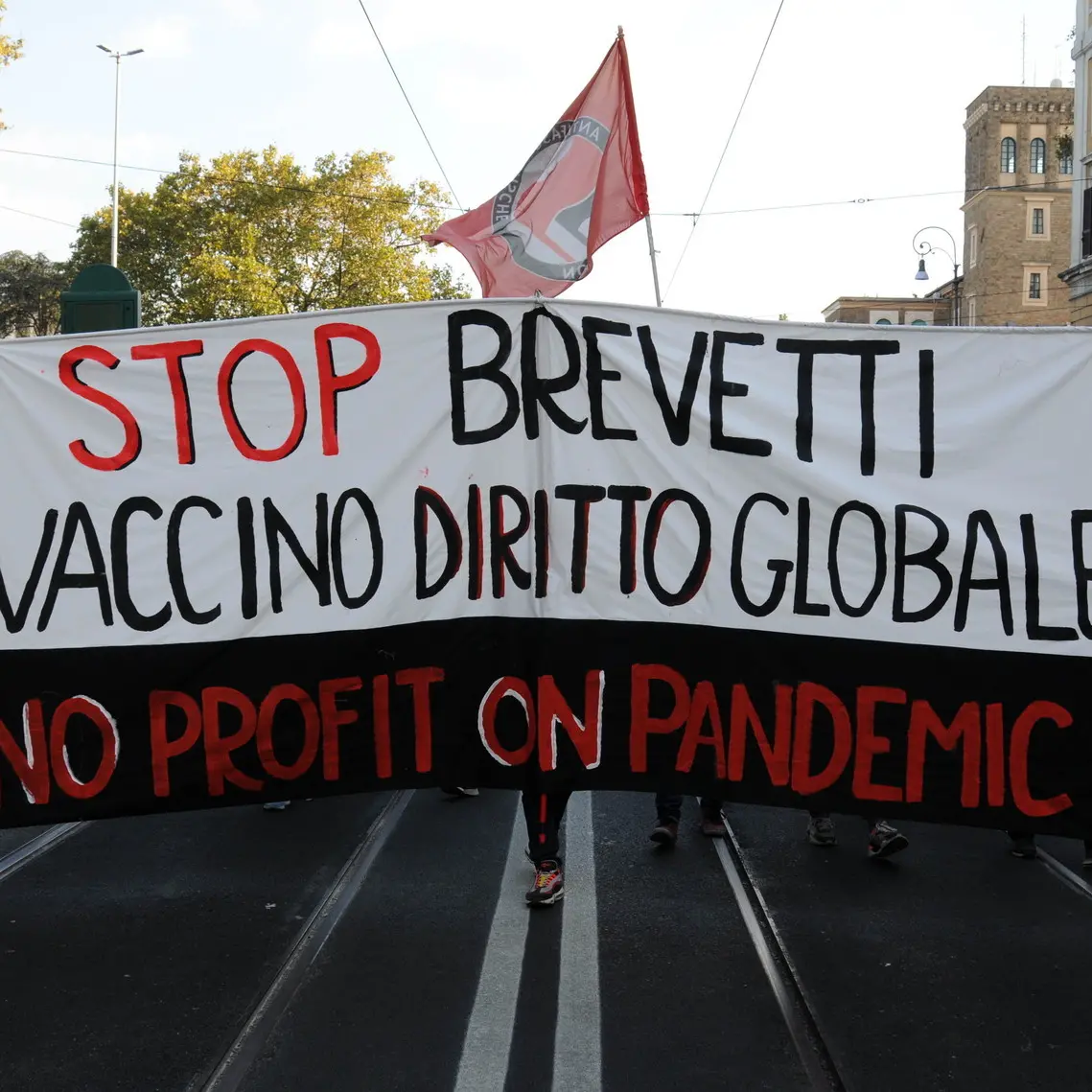 Right2cure: al Wto di Ginevra rischio chiusura sui brevetti per i vaccini