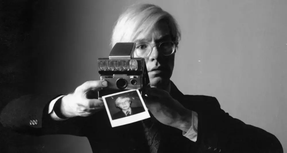 Andy Warhol, la falce e il martello