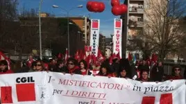 Cassino, la manifestazione della Fiom del 28 gennaio (foto Alessio Palmer)