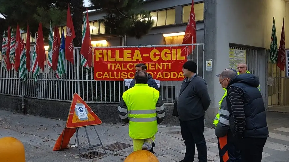 fotografia di Fillea Cgil Bergamo (da Twitter)