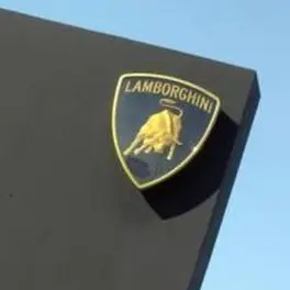 Lamborghini, accordo per 21 stabilizzazioni