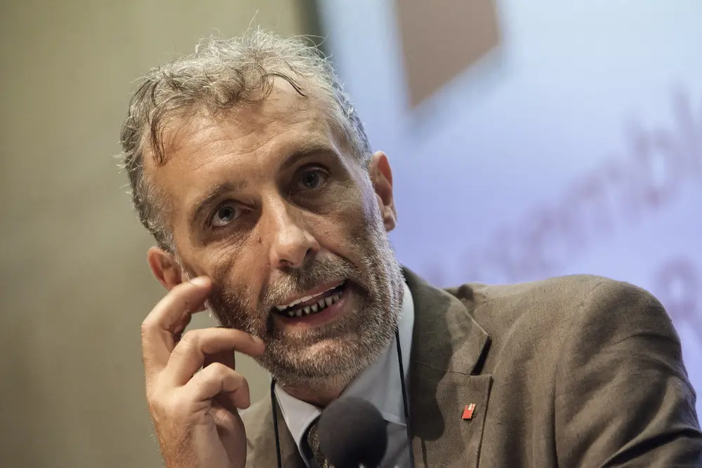 Cgil Roma e Lazio Michele Azzola rieletto segretario