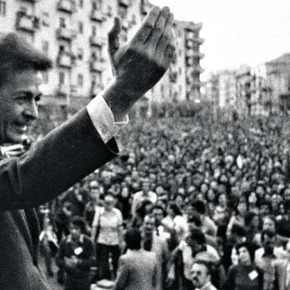 Anno 1976: un italiano su tre vota comunista