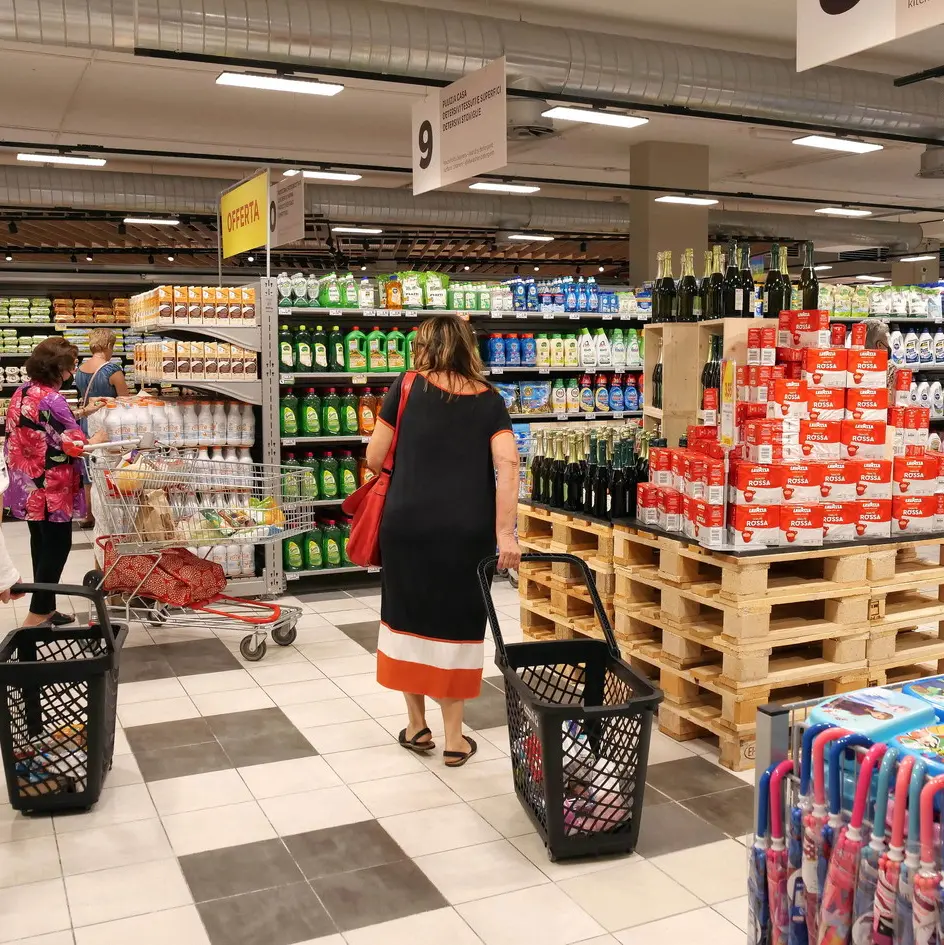 Sale l’inflazione, stangata sulle famiglie