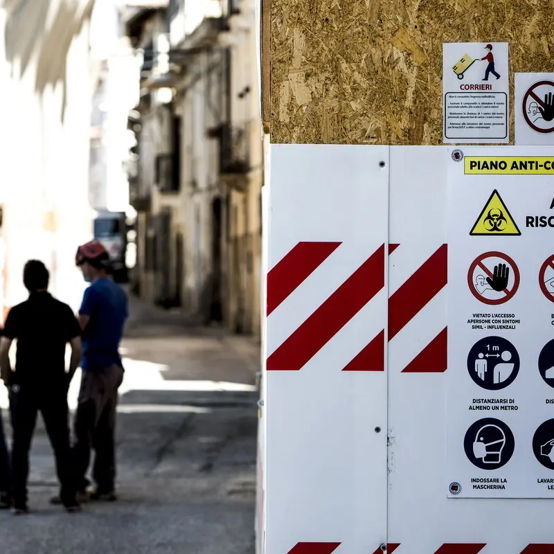 Imprese e sindacati: «Bonus solo col contratto»